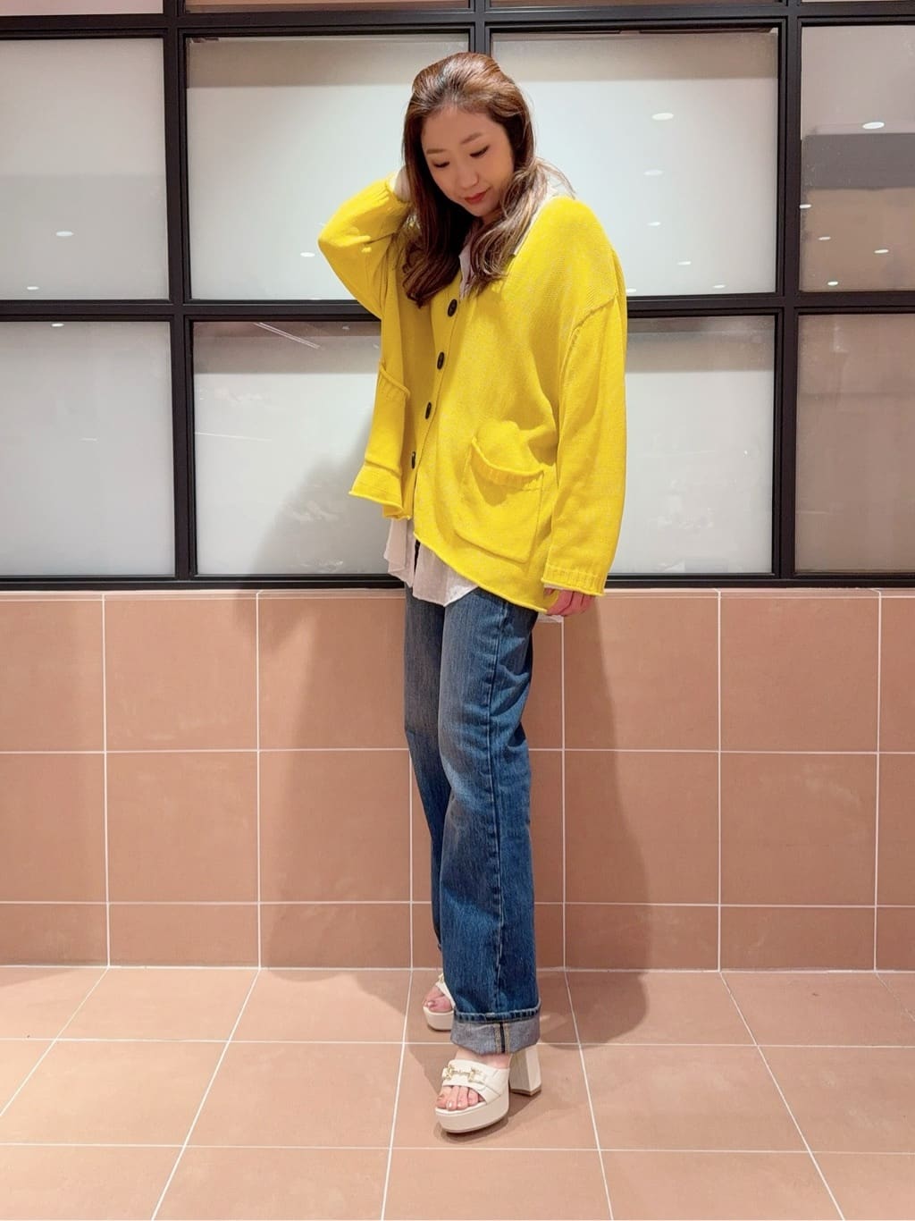 kaoriさんの「ESPERANZA｜アッパービット厚底ヒールサンダル」を使ったコーディネート
