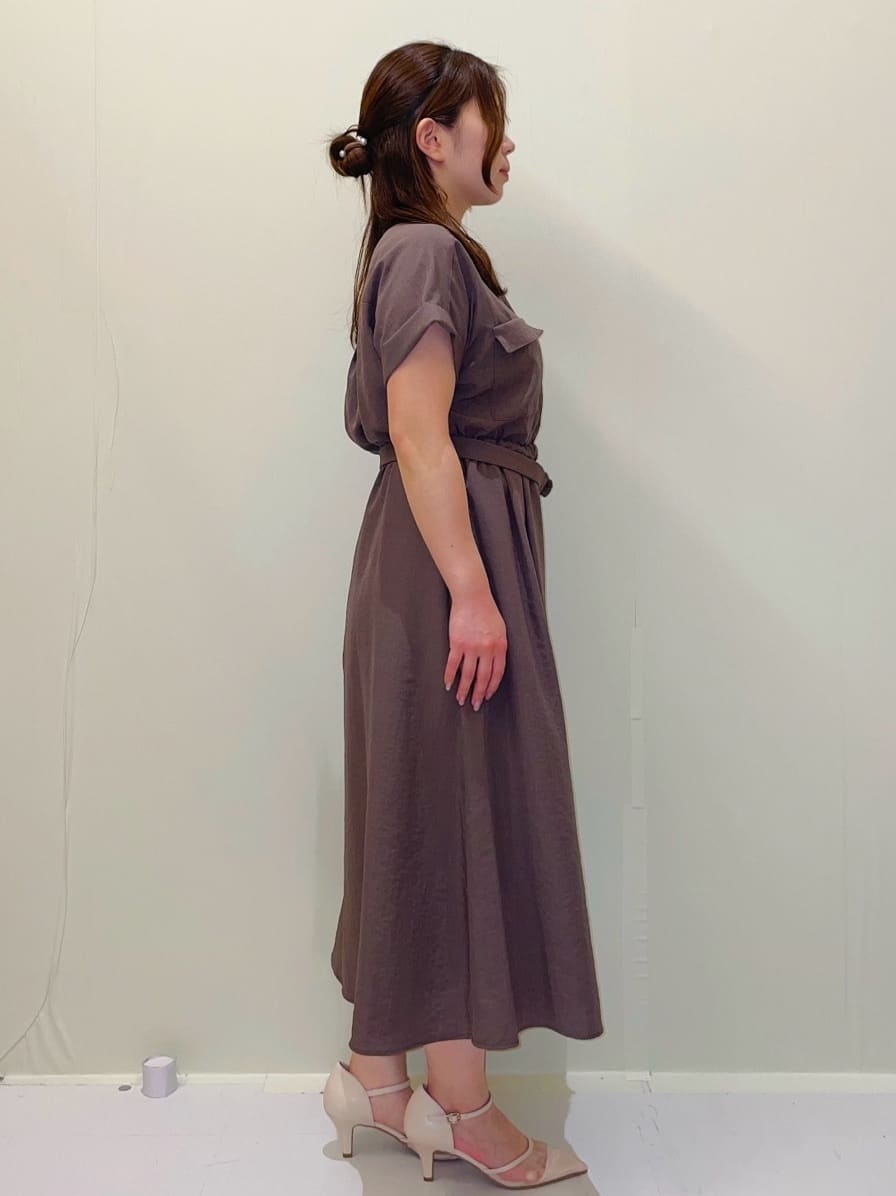 ayumiさんの「OPAQUE.CLIP｜《7色展開／XS-LLサイズ》ダブルポケットスキッパーシャツワンピース【吸水速乾／防シワ／イージーア」を使ったコーディネート