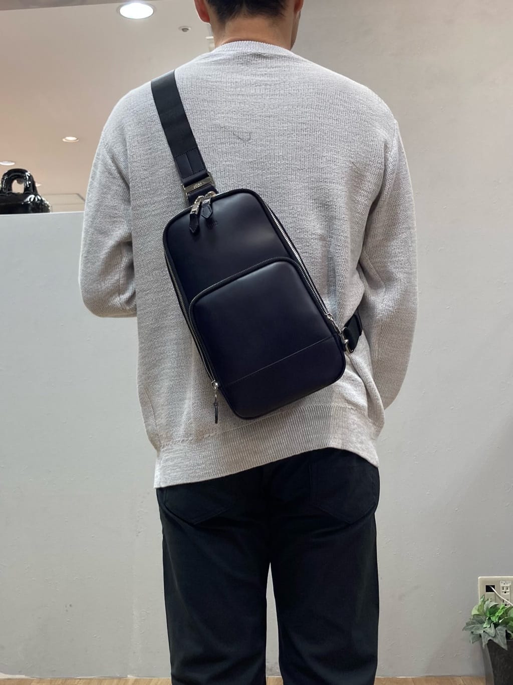 シュンさんの「TAKEO KIKUCHI｜【Made in JAPAN】播州織 ストレッチ パンツ」を使ったコーディネート
