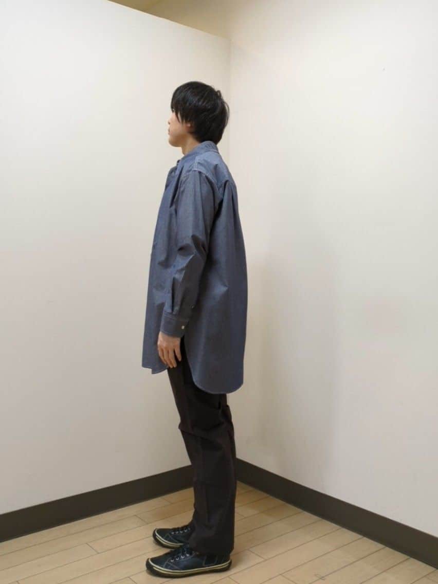 あきやまさんの「TAKEO KIKUCHI｜【Made in JAPAN】播州織 ストレッチ パンツ」を使ったコーディネート