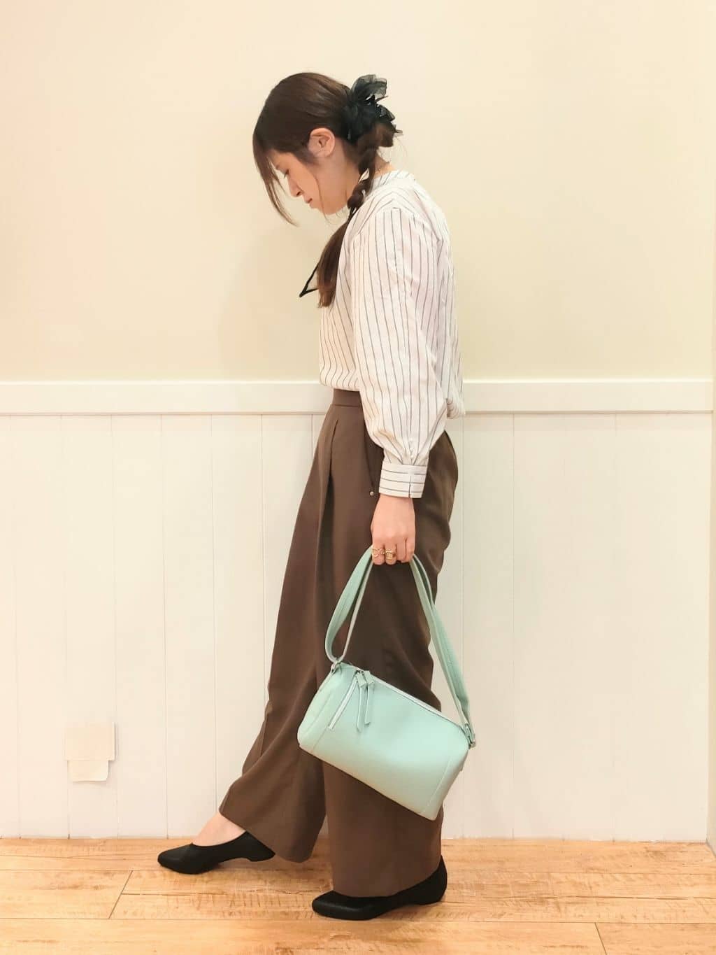 NMさんの「SHOO･LA･RUE｜◆【洗える/UV/吸水速乾/アンチピリング/S-LL】 タックワイドパンツ」を使ったコーディネート