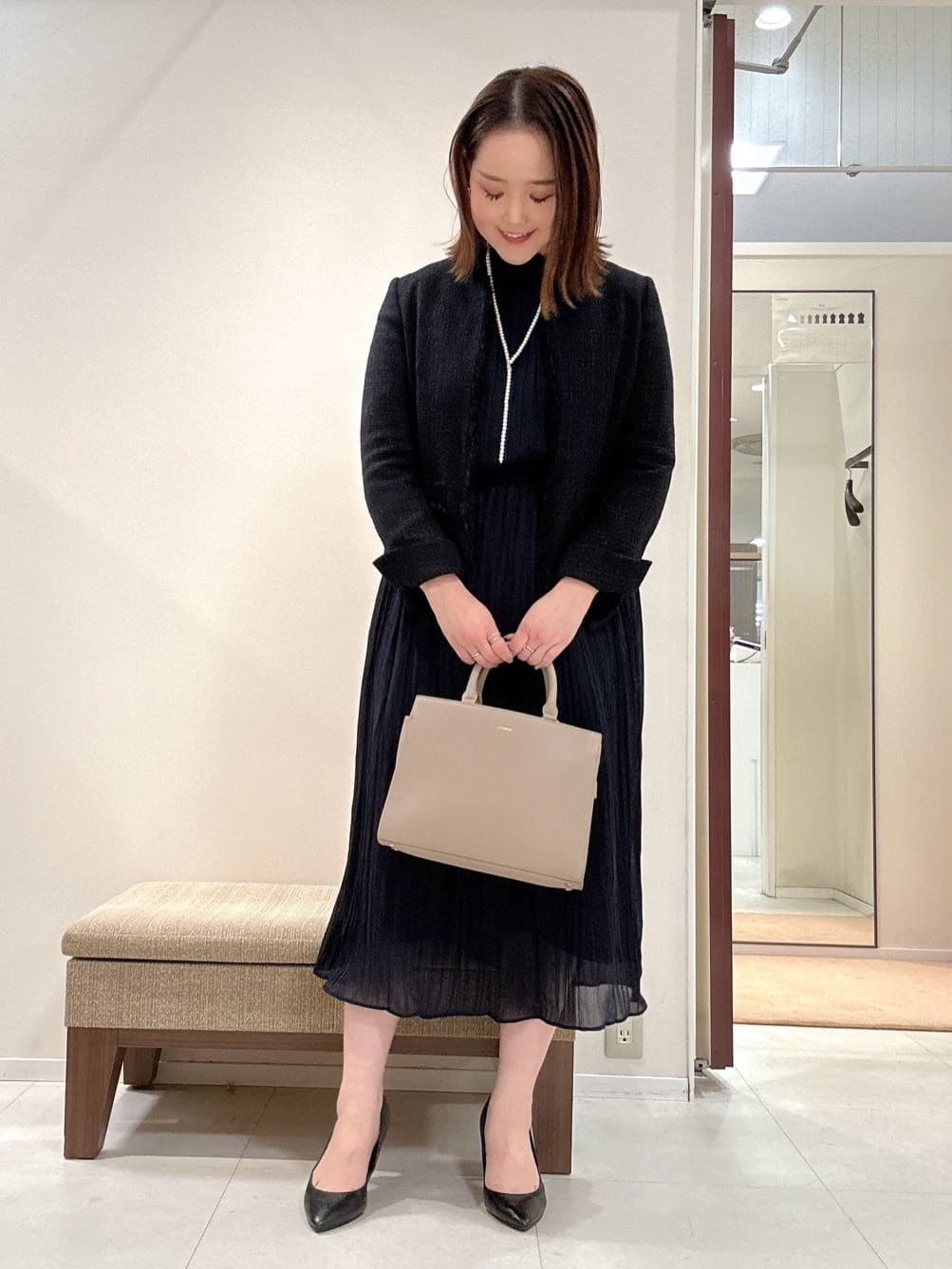 YUIさんの「UNTITLED｜【セレモニー】パール調フリークリップネックレス」を使ったコーディネート