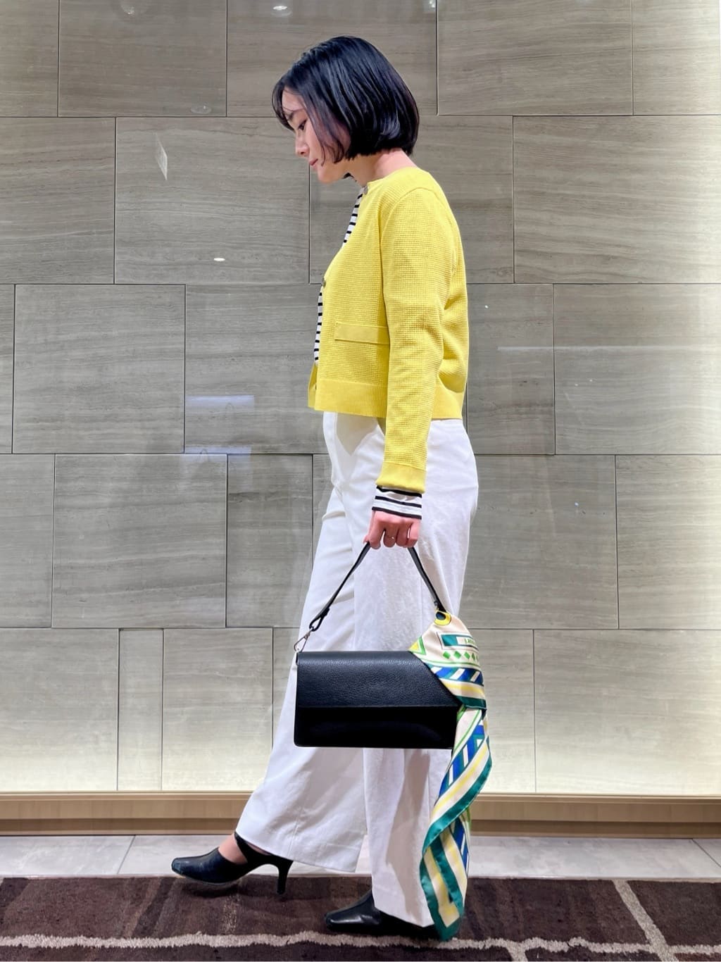 ちりんさんの「UNTITLED｜◆【清涼感/洗濯機洗い可】オックス クロップドワイドパンツ」を使ったコーディネート