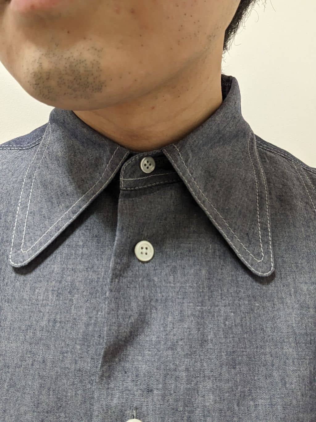 あきやまさんの「TAKEO KIKUCHI｜【Made in JAPAN】播州織 ストレッチ パンツ」を使ったコーディネート