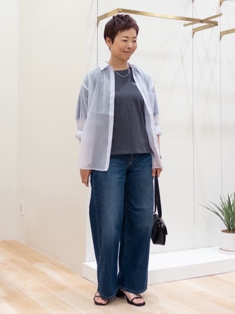 シュウコさんの「grove｜【Lee&times;grove別注】WIDE DENIM PANTS」を使ったコーディネート