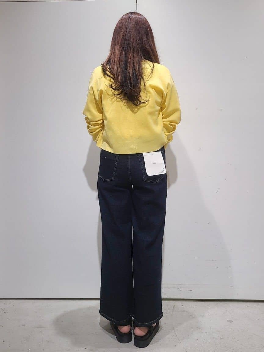 hmさんの「OPAQUE.CLIP｜◆アソートロゴTシャツ【洗濯機洗い可】」を使ったコーディネート