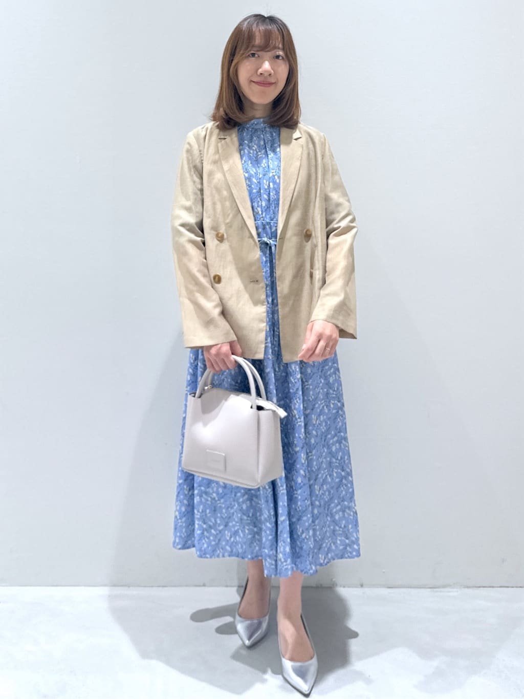 yukaさんの「OPAQUE.CLIP｜麻調シアーダブルブレストテーラードジャケット【洗濯機洗い可】」を使ったコーディネート