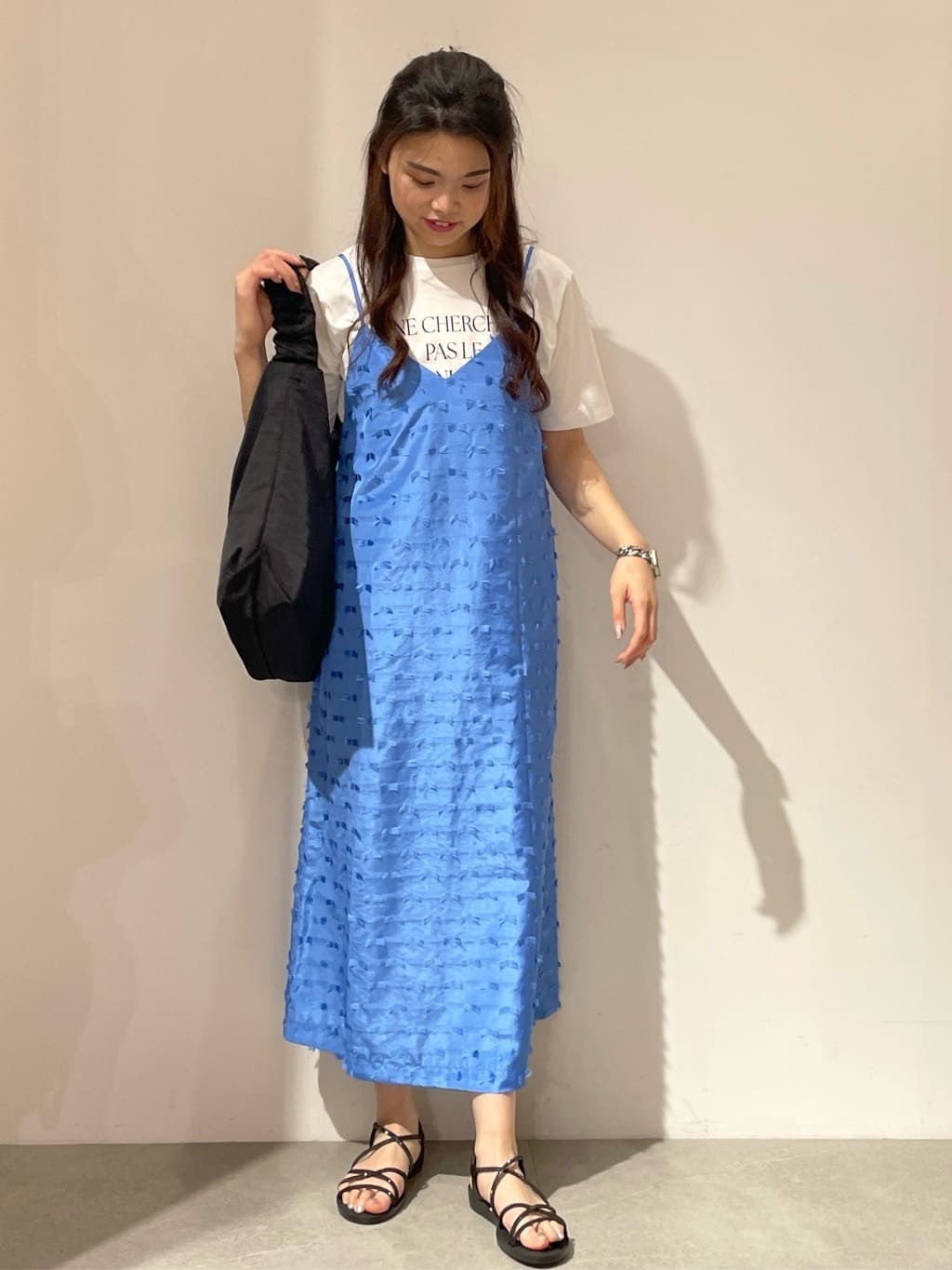 kanahoさんの「OPAQUE.CLIP｜◆アソートロゴTシャツ【洗濯機洗い可】」を使ったコーディネート