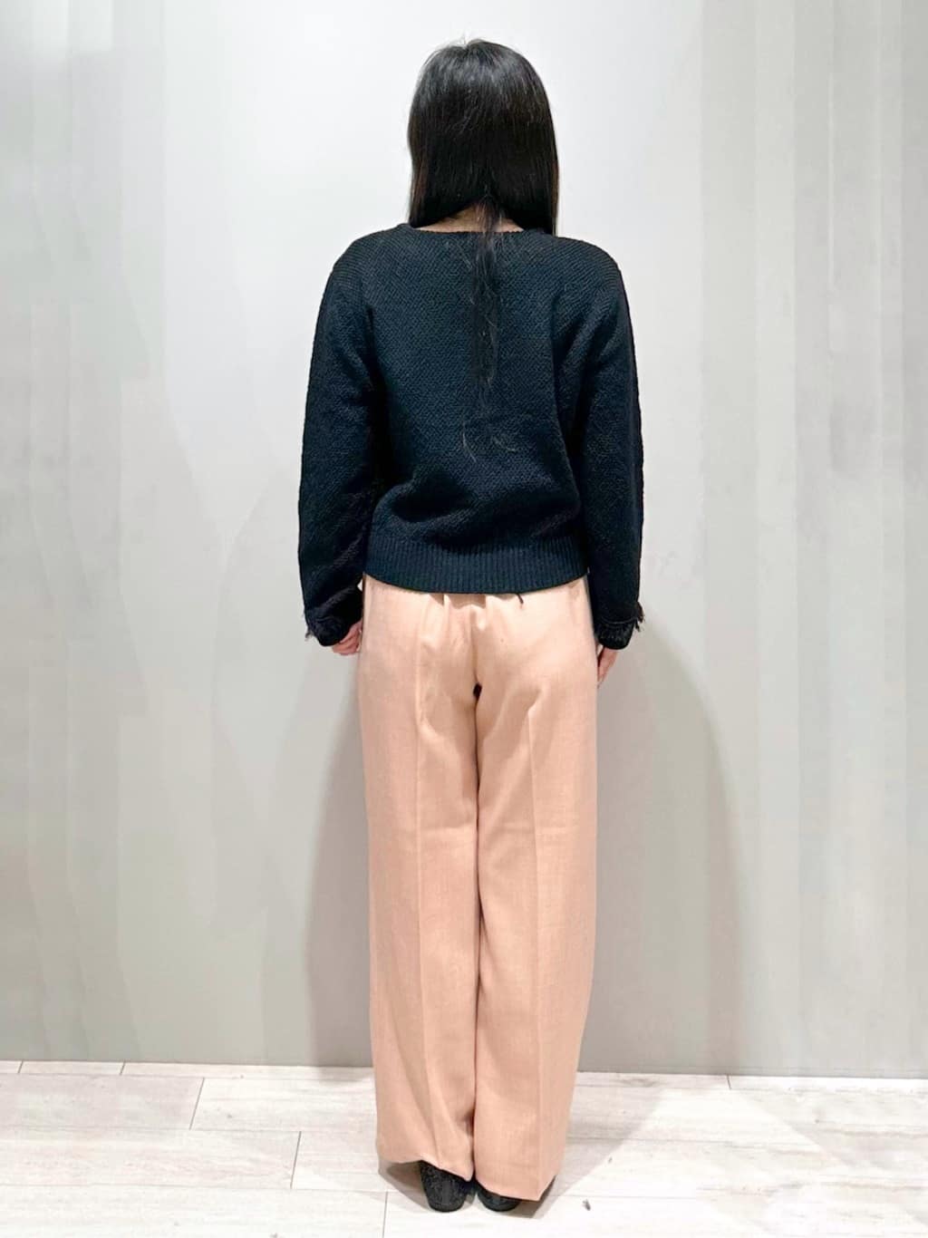 Iguさんの「THE SHOP TK｜◆【通勤/新生活】ノーカラーカーディガン/洗える」を使ったコーディネート