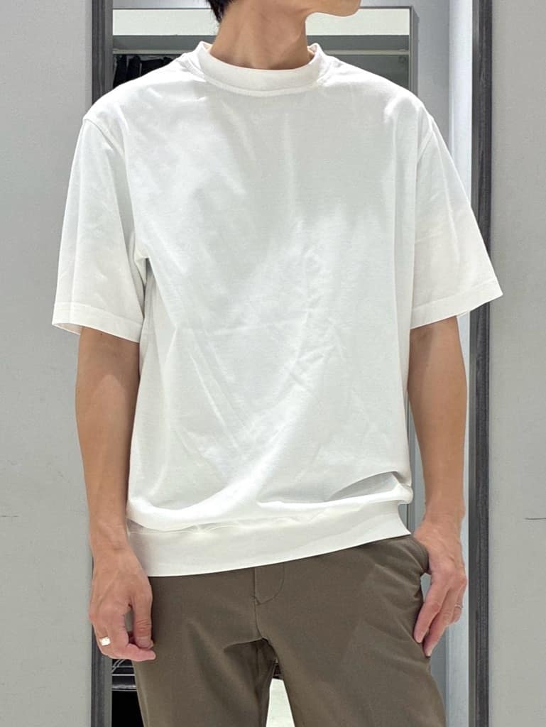 わいずみさんの「TAKEO KIKUCHI｜【抗菌防臭／5サイズ展開】ハイゲージポンチ Tシャツ」を使ったコーディネート