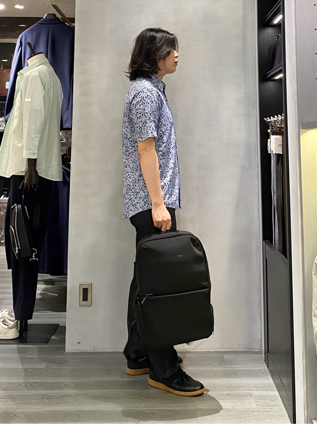nishiさんの「TAKEO KIKUCHI｜」を使ったコーディネート