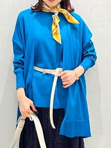 Miwaさんの「UNTITLED｜【手洗い／58cm正方形】ベルトプリントスカーフ」を使ったコーディネート