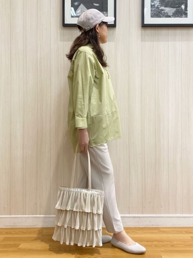 natsuさんの「SHOO･LA･RUE｜◆【洗える/S-LL】きれいに体型カバーが叶うチュニックシャツ」を使ったコーディネート