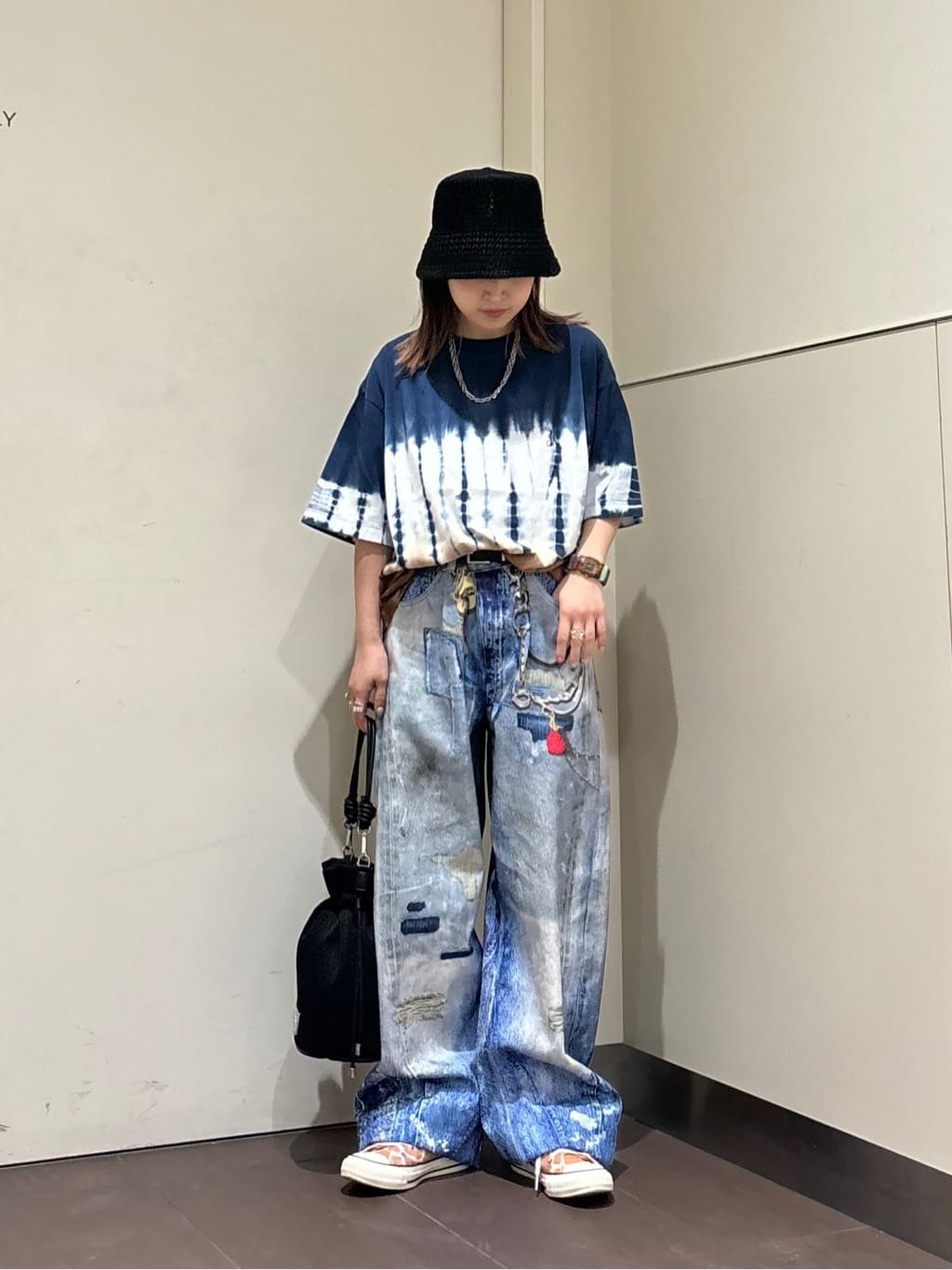 Mgmさんの「tk.TAKEO KIKUCHI｜◆タイダイTシャツ（XSサイズあり）」を使ったコーディネート