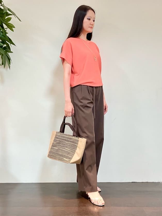 カレンさんの「UNTITLED｜ライトダブルリングネックレス」を使ったコーディネート
