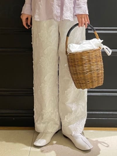 Karinさんの「DRESSTERIOR｜◆ドットスクエアシルクスカーフ」を使ったコーディネート
