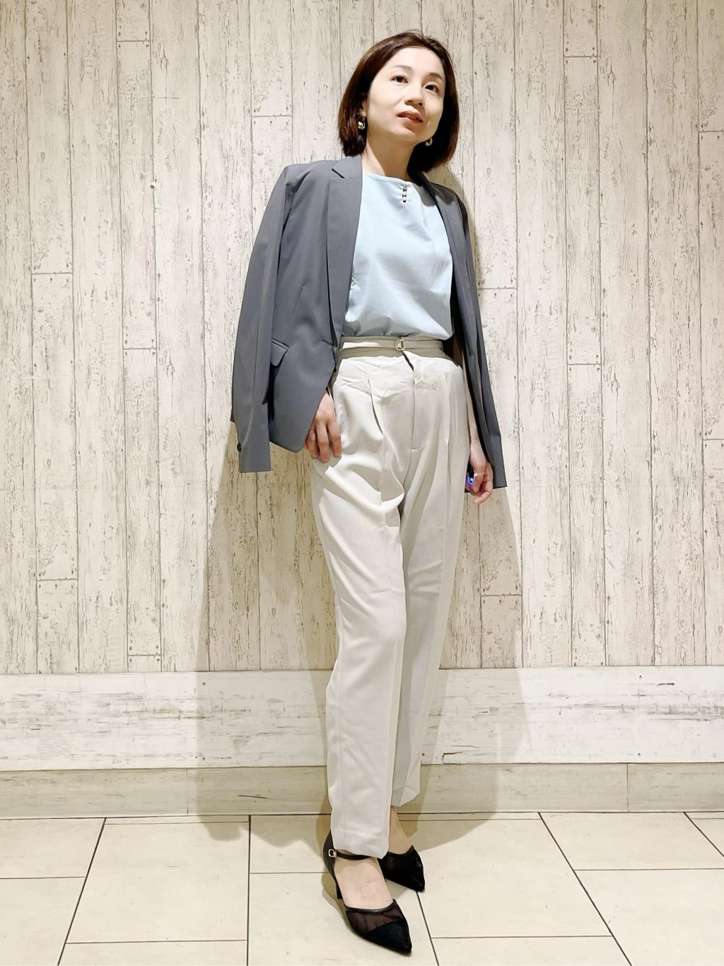 kcさんの「index｜ストレッチテーパードパンツ【洗濯機洗い可／吸水速乾／防シワ】」を使ったコーディネート