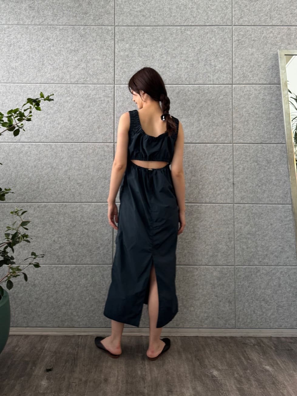 uchi__yamaさんの「CODE A｜sporty gathered dress」を使ったコーディネート