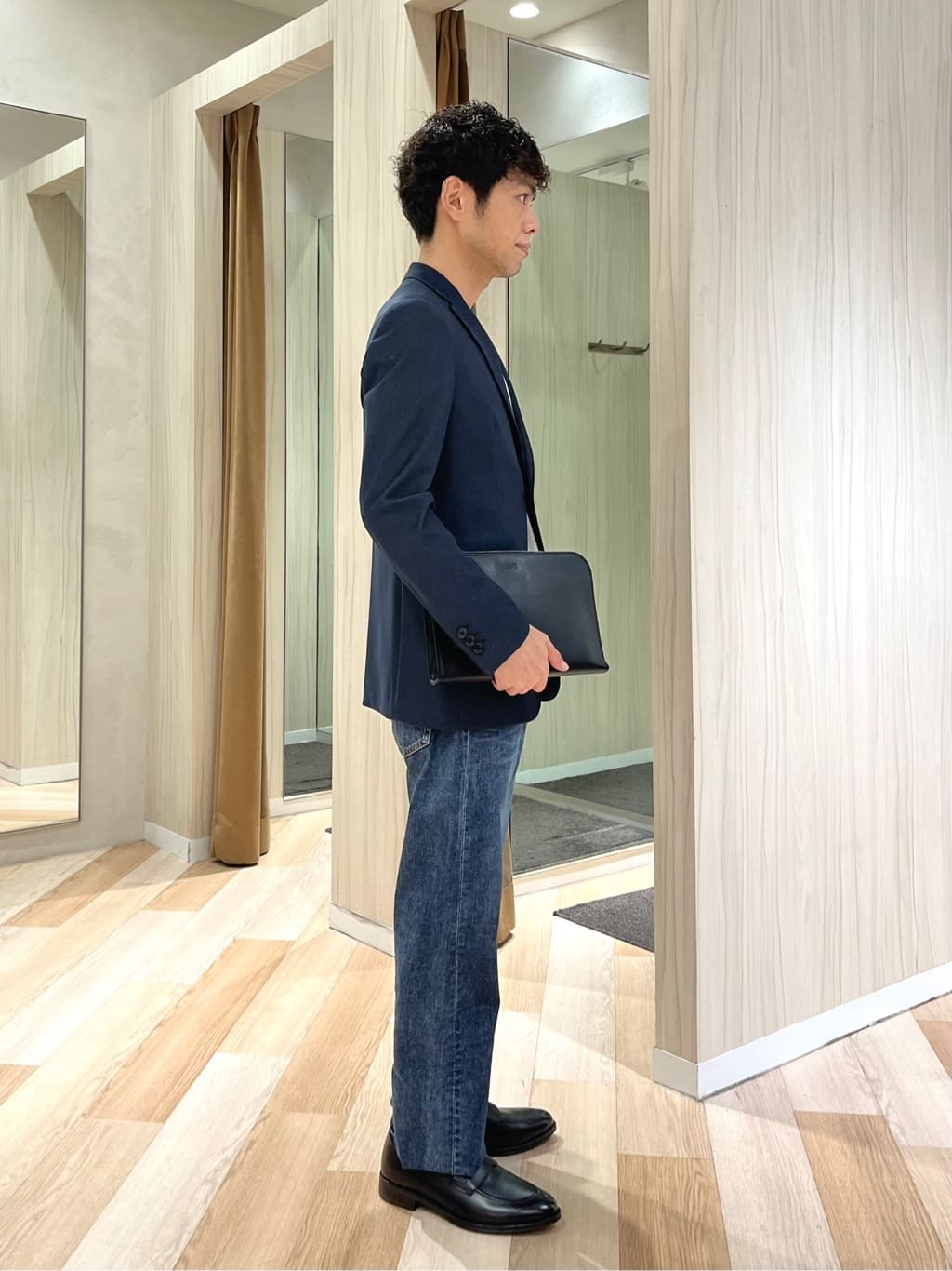 URAさんの「TAKEO KIKUCHI｜【360&deg;ストレッチ／セットアップ対応】None Of Stress ジャケット」を使ったコーディネート