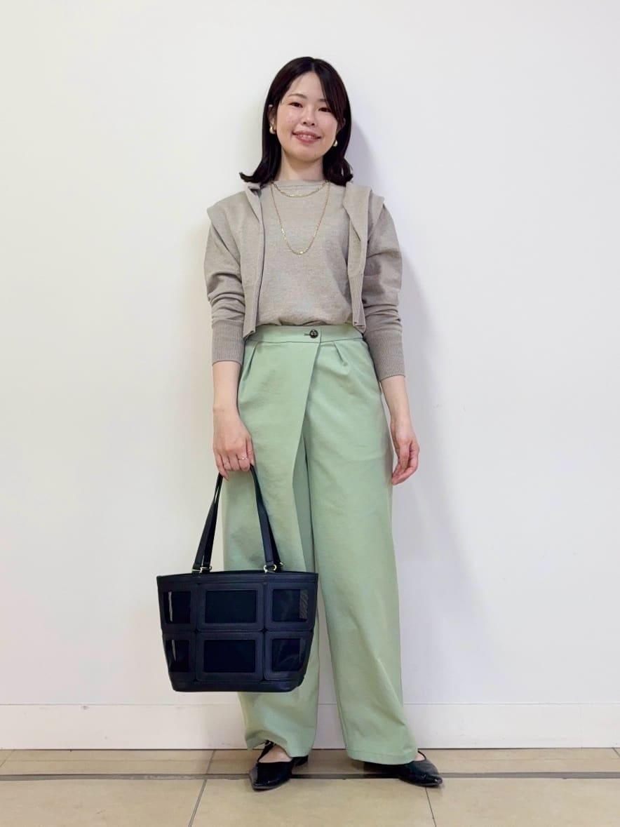 asamiさんの「UNTITLED｜◆【アンサンブル可能/洗える】リネン混ベーシックニット」を使ったコーディネート