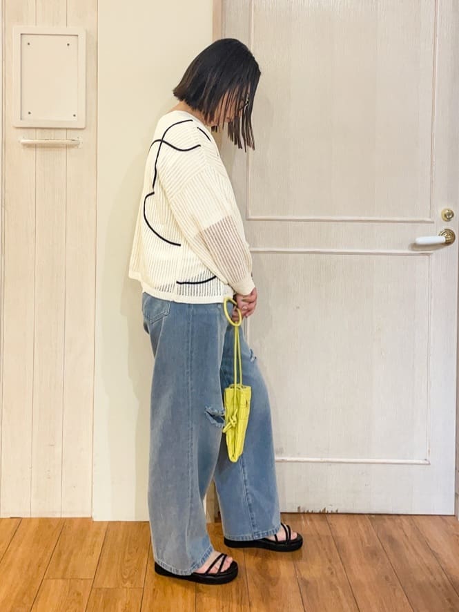 kumaさんの「SHOO･LA･RUE｜◆【選べる4柄】コットンプリントロゴTシャツ」を使ったコーディネート