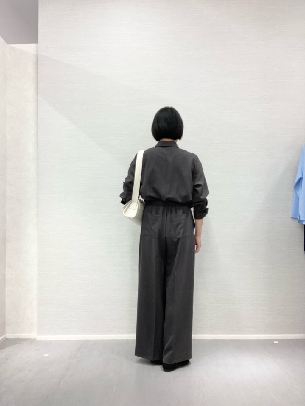 Yukoさんの「UNTITLED｜◆【朝比奈 彩&times;Oggi&times;UNTITLED スペシャルコラボ】シャツカラーオールインワン」を使ったコーディネート