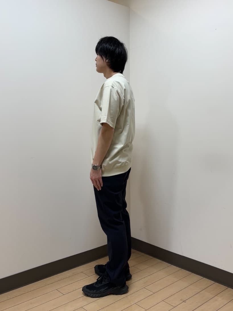 あきやまさんの「TAKEO KIKUCHI｜【抗菌防臭／5サイズ展開】ハイゲージポンチ Tシャツ」を使ったコーディネート