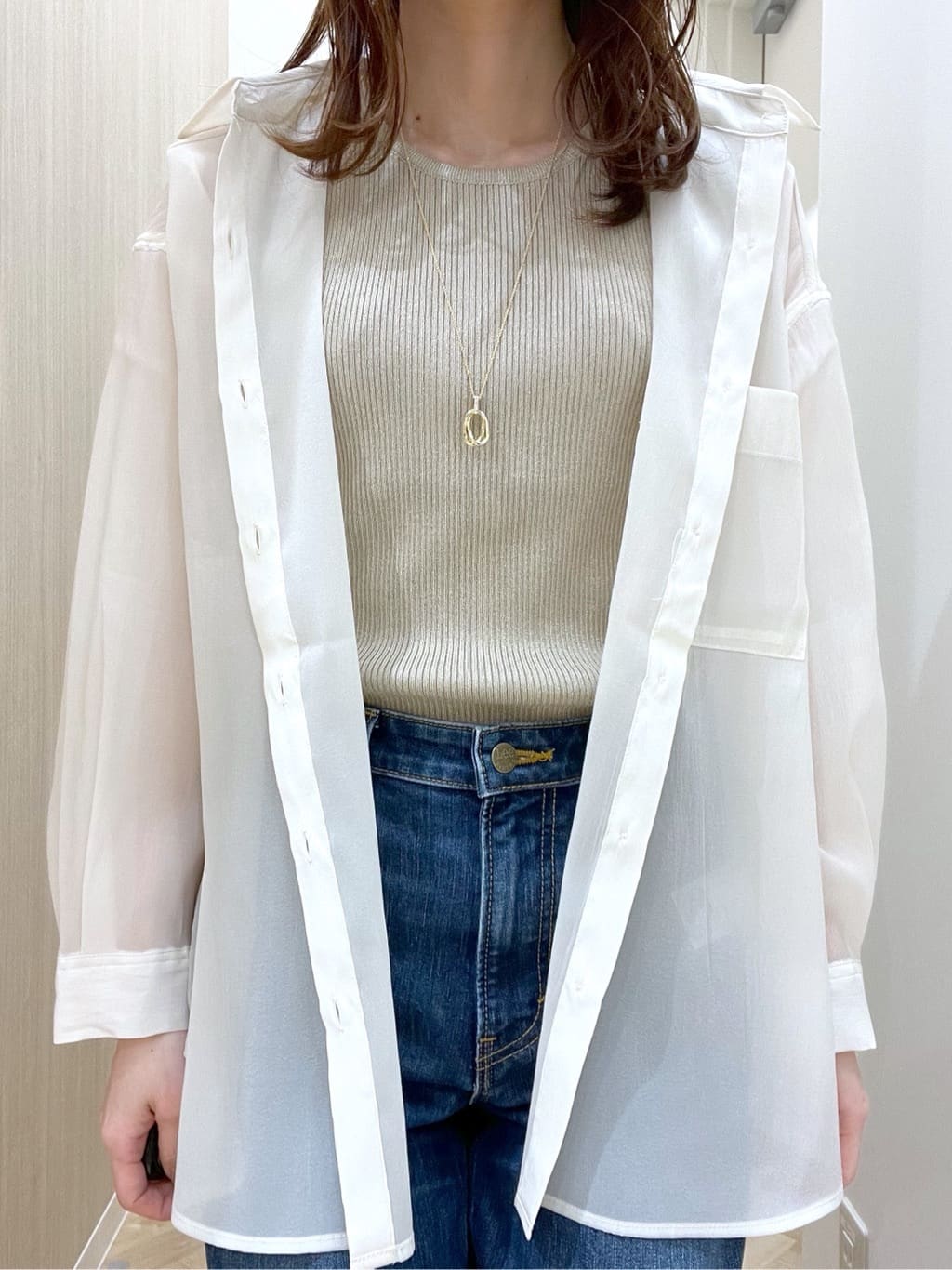  おまつさんの「grove｜【Lee&times;grove別注】WIDE DENIM PANTS」を使ったコーディネート