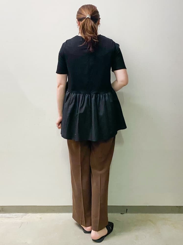 hamaさんの「OPAQUE.CLIP｜◆ペプラムドッキングカットソー【洗濯機洗い可】」を使ったコーディネート