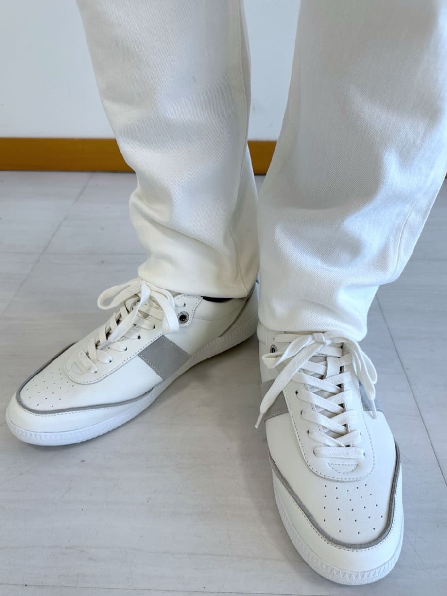 イッシーさんの「TAKEO KIKUCHI｜【Sサイズ～】ストレッチ デニム パンツ」を使ったコーディネート