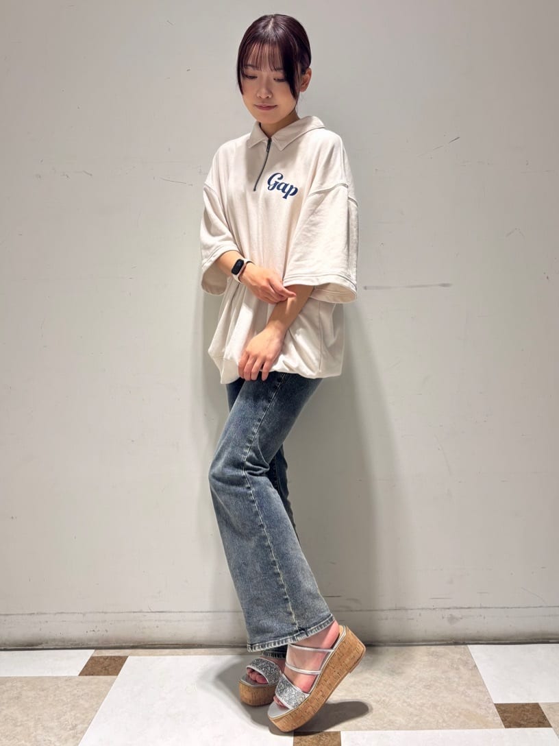 せらら⭐️さんの「ESPERANZA｜グリッター&times;クリアベルト 厚底コルクサンダル」を使ったコーディネート