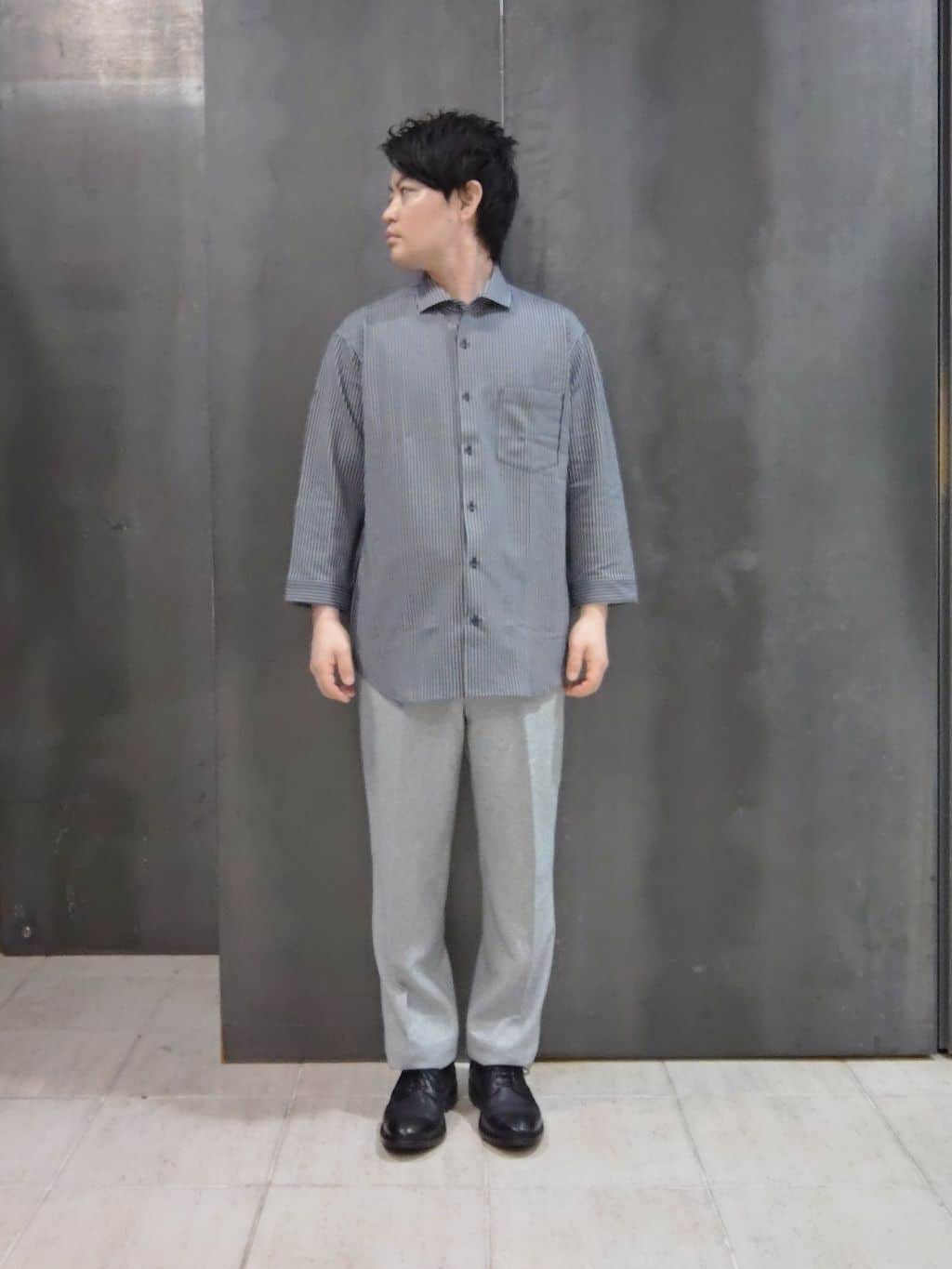 shiominさんの「TAKEO KIKUCHI｜【抗菌防臭】COOL DOTS（R）ドビープリント ジャケット」を使ったコーディネート