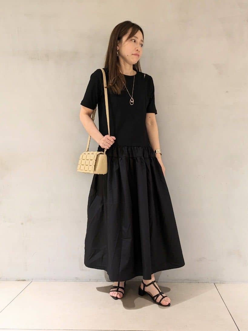 kanaさんの「UNTITLED｜ライトダブルリングネックレス」を使ったコーディネート
