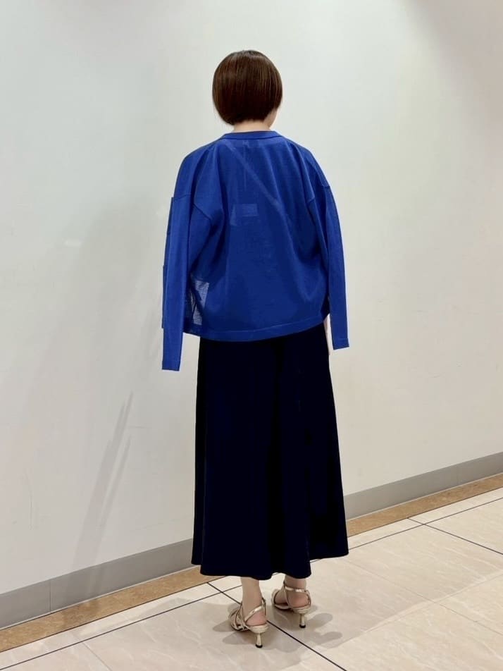 MOMOKOさんの「UNTITLED｜◆【セットアップ可/接触冷感/イージーケア】リラクミスト　2WAYブラウス」を使ったコーディネート