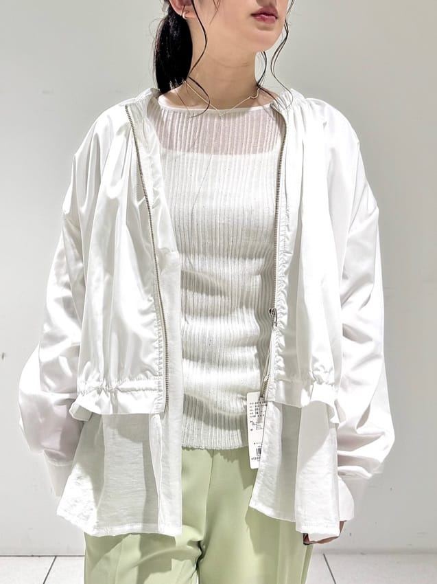 そんさんの「INDIVI｜【接触冷感／セットアップ対応】イージーテーパードパンツ【通勤・セレモニー】」を使ったコーディネート