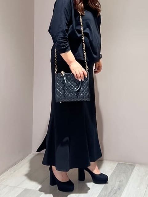 yumiさんの「ESPERANZA｜チャンキーヒール厚底パンプス」を使ったコーディネート