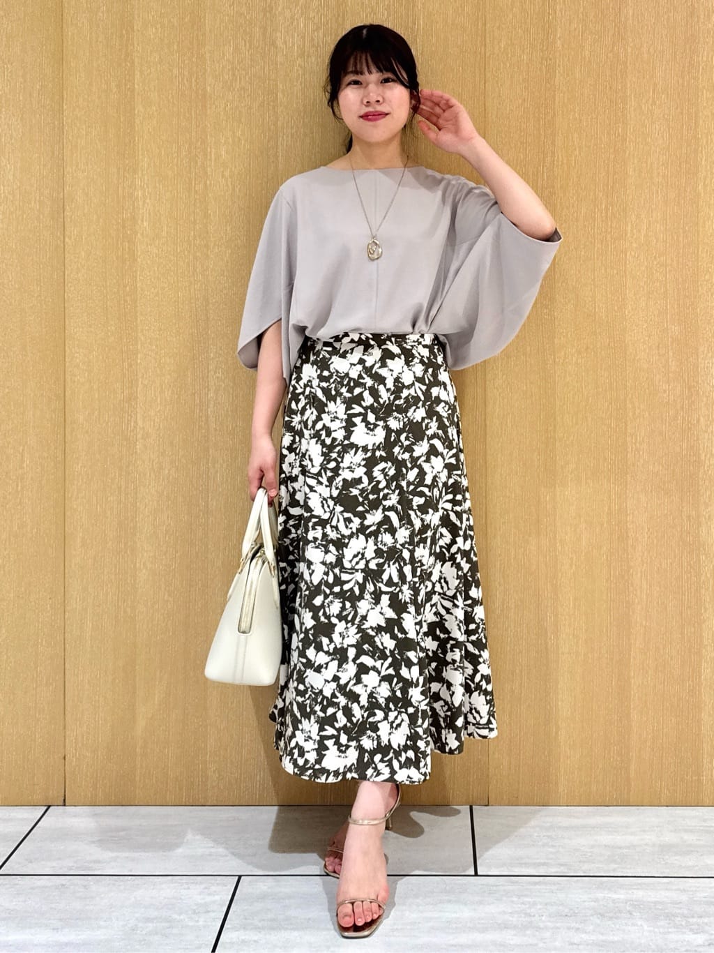 nanaさんの「UNTITLED｜◆ビッグトップネックレス」を使ったコーディネート