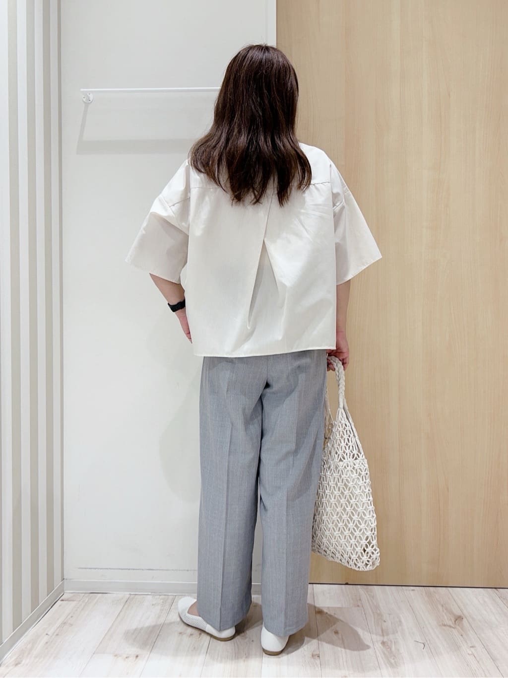 maaaさんの「SHOO･LA･RUE｜◆【洗える/5分袖】インせず着られるショートシャツ」を使ったコーディネート