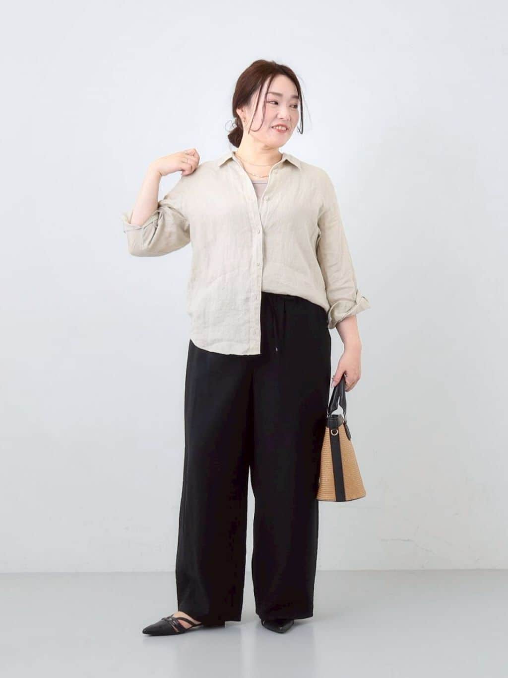 kaoさんの「INDIVI｜◆【毎年人気！／フレンチリネン】ベーシックシャツ」を使ったコーディネート