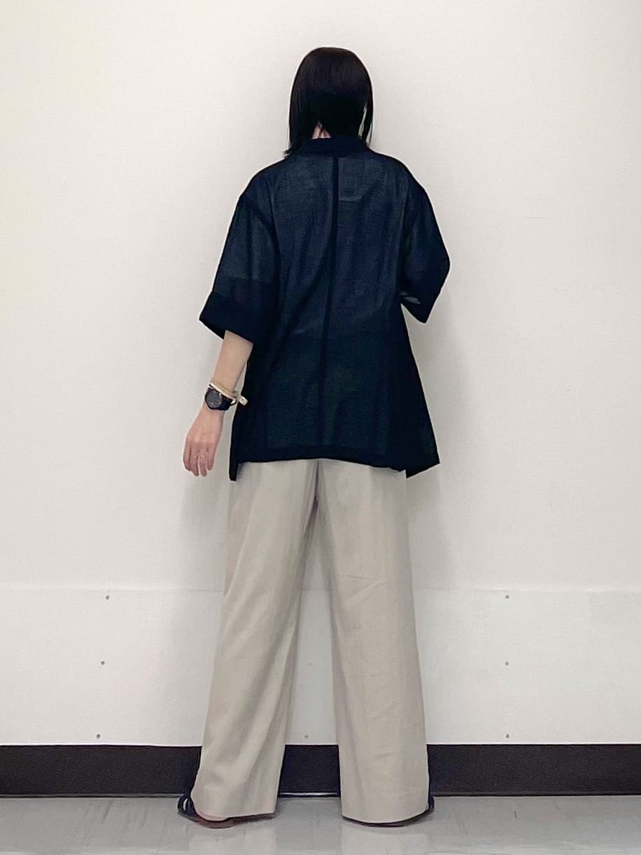 ikueさんの「INDIVI｜◆【洗える／メッシュ素材】リネンライク半袖ダブルジャケット」を使ったコーディネート
