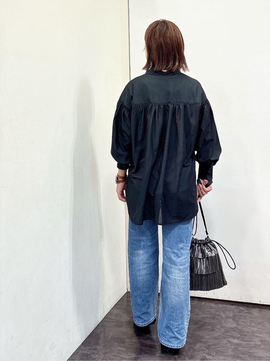 MIYUさんの「grove｜◆2WAYシアーボウタイブラウス」を使ったコーディネート