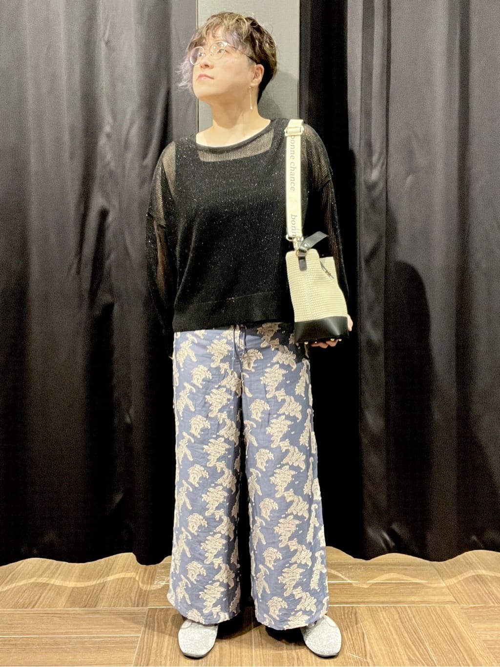 OKMKさんの「THE SHOP TK｜◆ラメメッシュニット」を使ったコーディネート