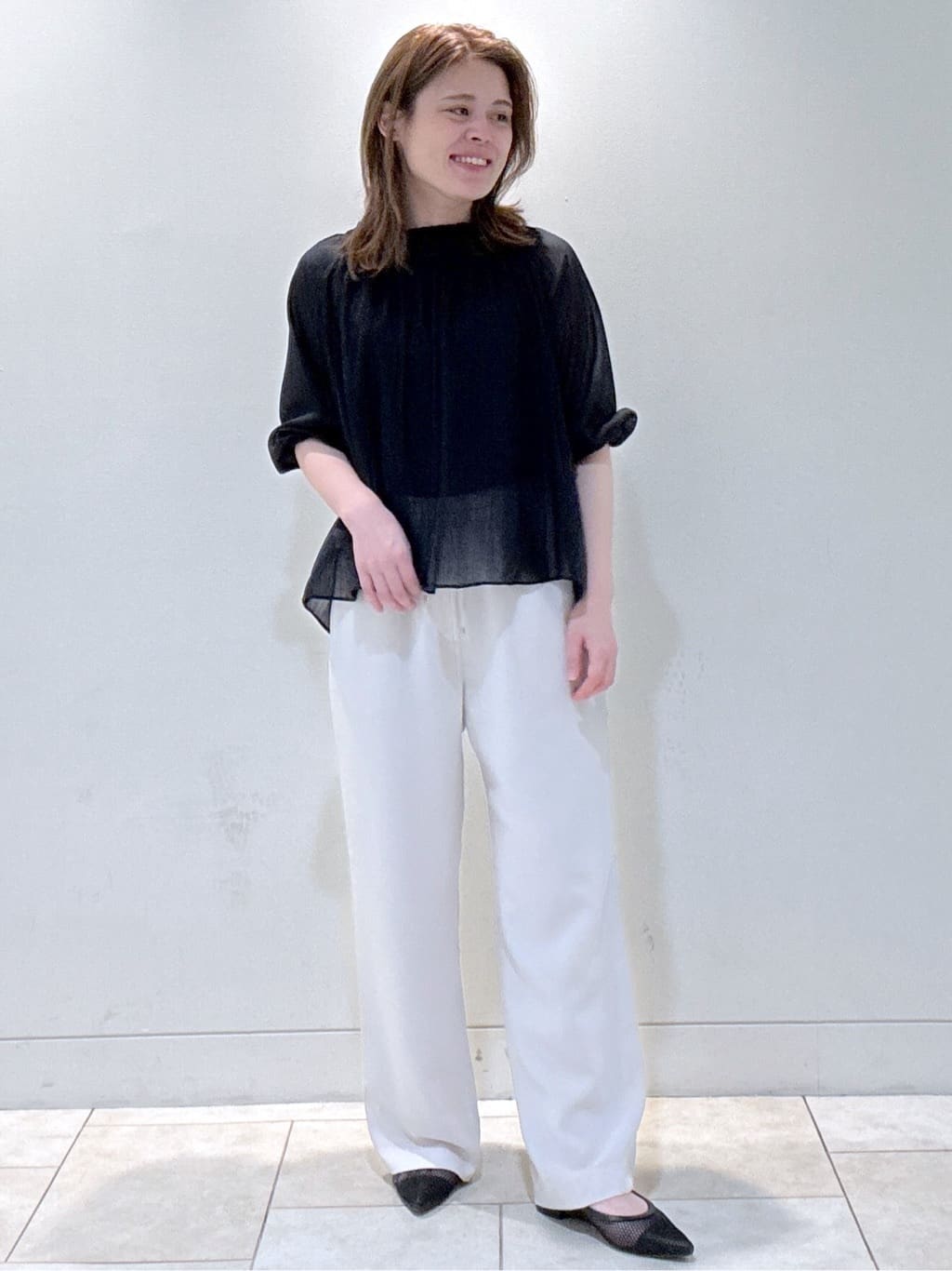 S&auml;K&iuml;さんの「Reflect｜◆【洗える】シャーリングデザインブラウス」を使ったコーディネート