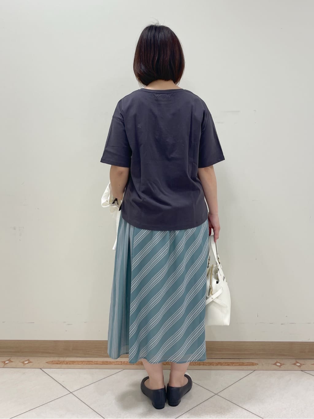 hanaさんの「Reflect｜◆【E‐QUALITY／手洗い可】ドライタッチカーディガン」を使ったコーディネート