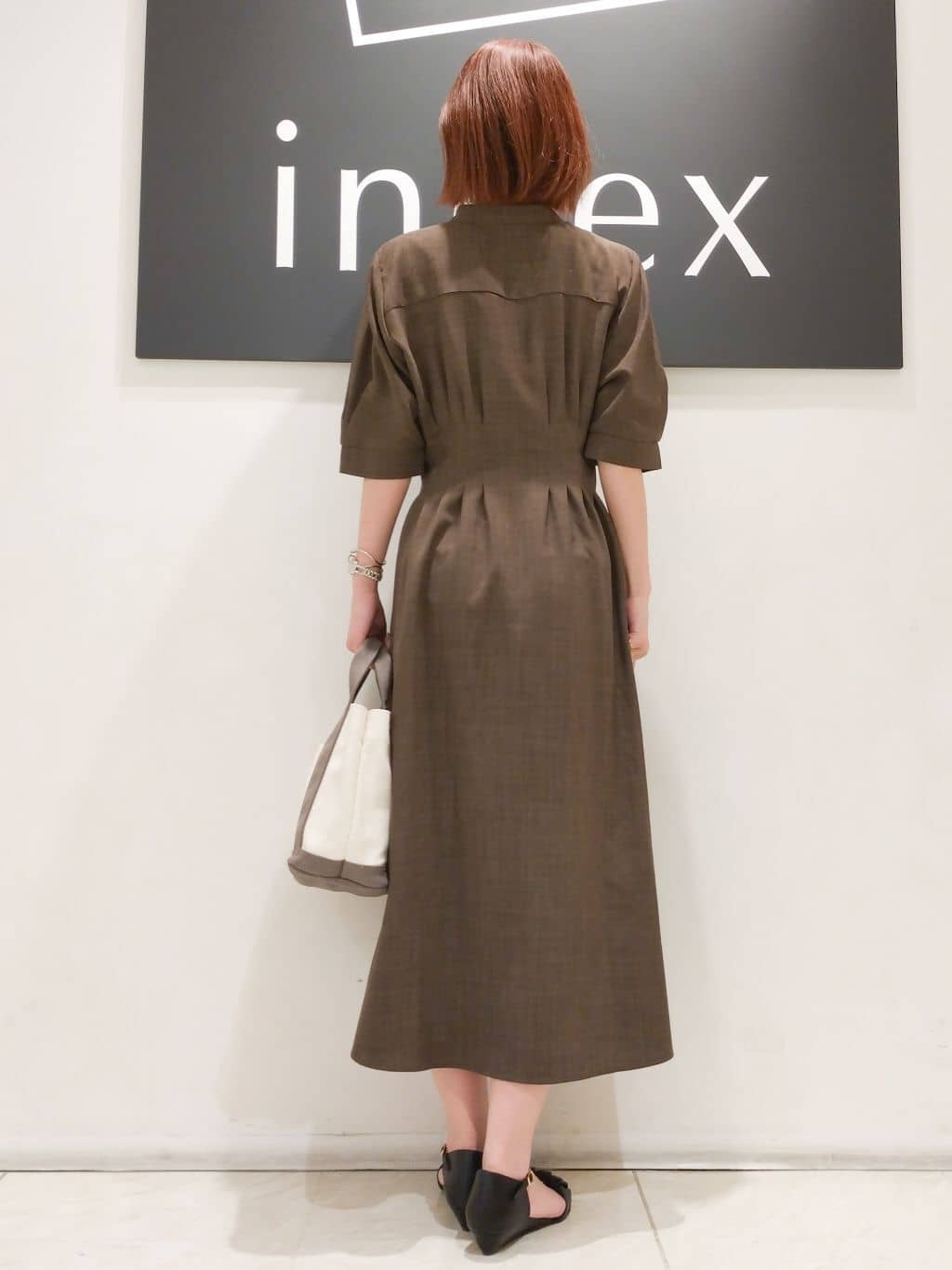 n.さんの「index｜◆【2WAY】雑材フリル持ち手バッグ」を使ったコーディネート