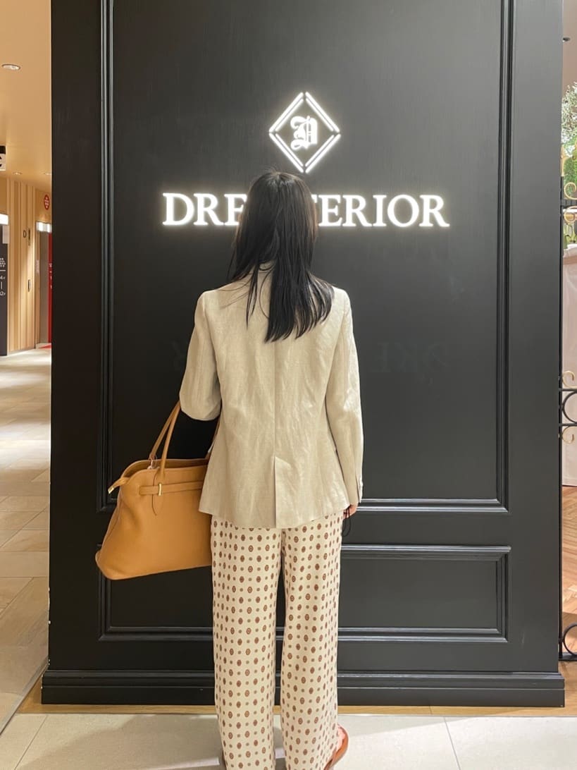 Karinさんの「DRESSTERIOR｜」を使ったコーディネート