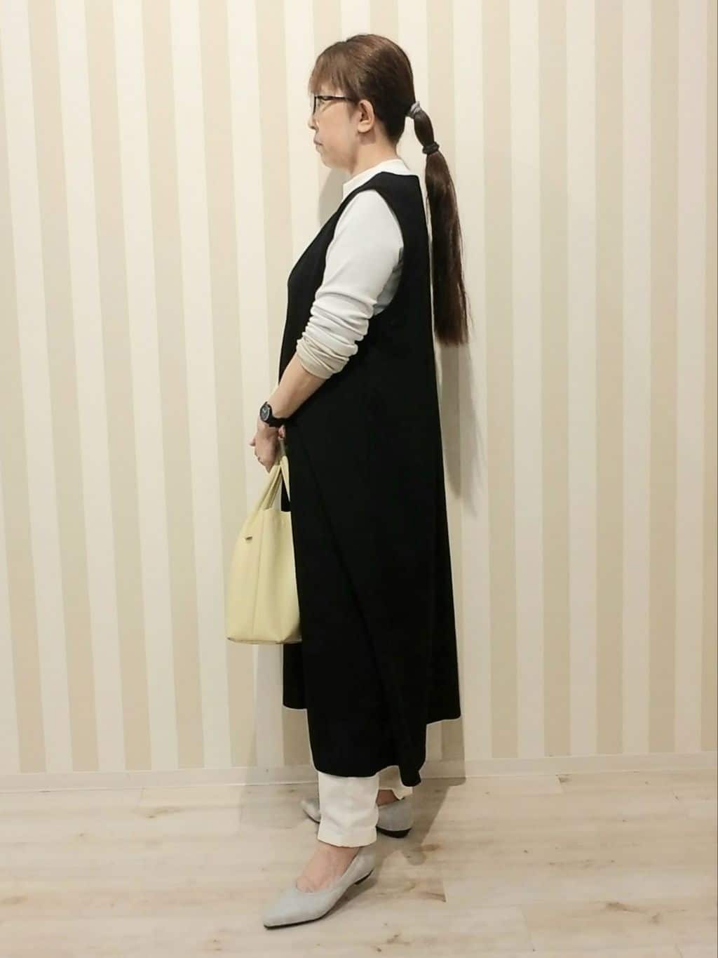 nonaさんの「SHOO･LA･RUE｜◆【洗える】フレアラインが美しい サラっと着られる Vネックジャンドレ」を使ったコーディネート