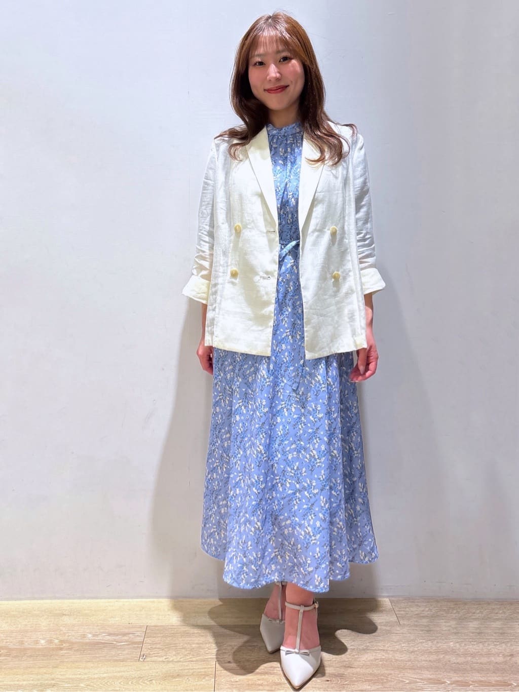 さやかさんの「index｜麻調シアーダブルブレストテーラードジャケット【洗濯機洗い可】」を使ったコーディネート