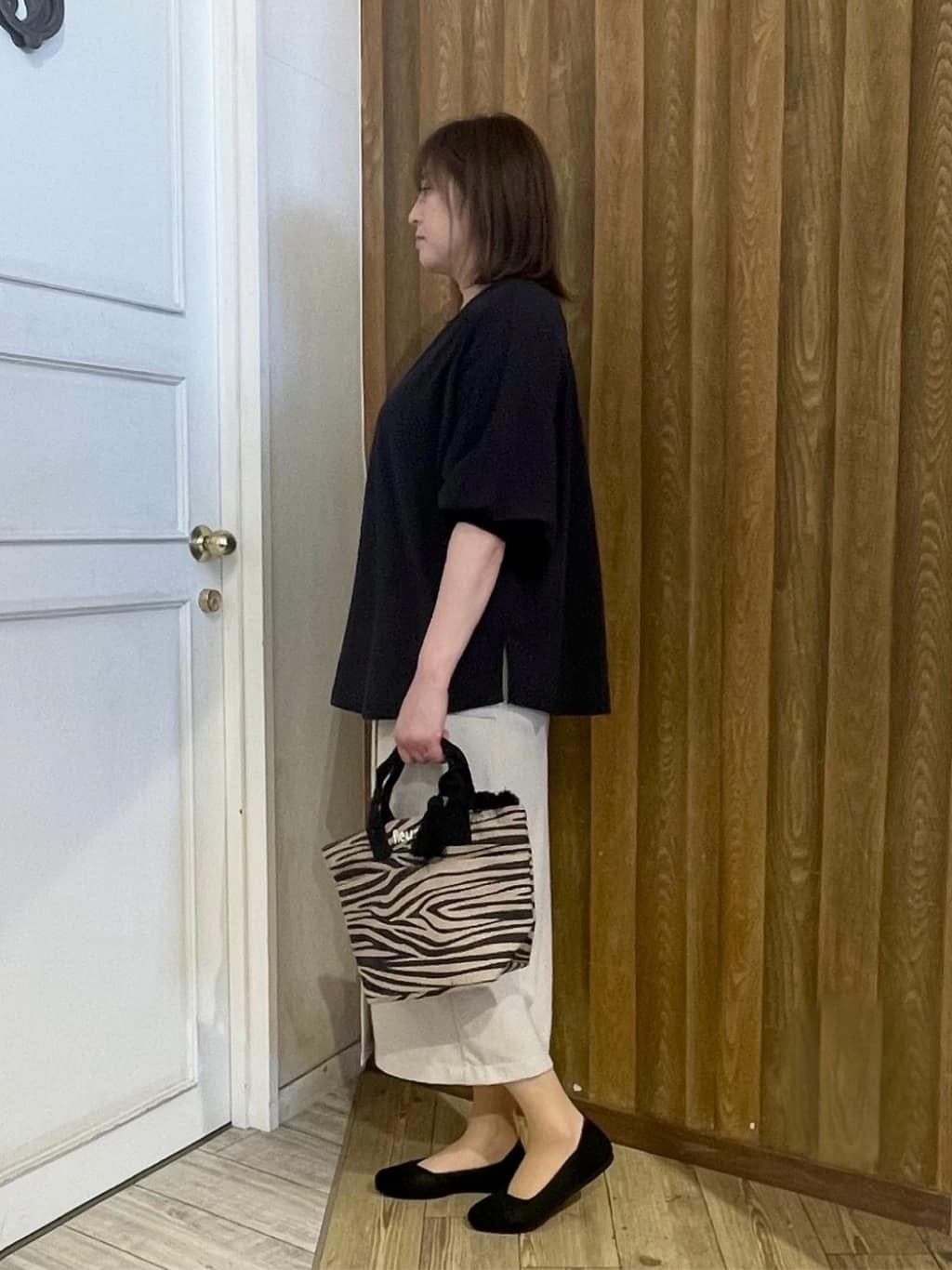 ちえさんの「SHOO･LA･RUE｜◆【洗える/S-LL】体型カバーにも ゆるりと着られる ドルマントップス」を使ったコーディネート