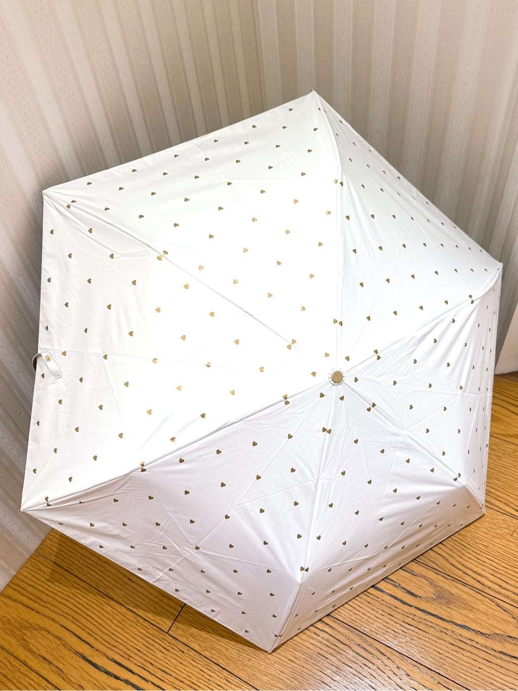みーさんの「grove｜遮熱遮光ゴールドプチハートミニ 折り畳み傘」を使ったコーディネート